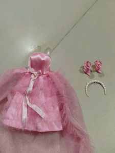 Barbie Doll&#39;s Original Clothes &amp; Accessories