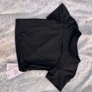 cute cropped gym wear
