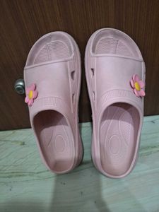 Cute Pink Flower Slides