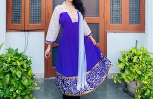 Elegant Green Embroidered Kurta Set