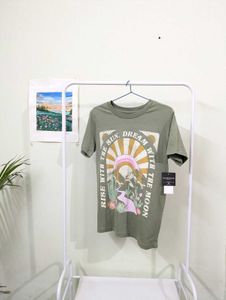 Aesthetic Slim Fit Tshirt