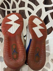 Air Jordan Mars 270