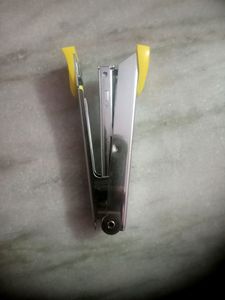 Stepler &amp; Steple Pins