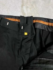 ZARA BLACK SLIM FIT TROUSERS 32