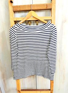 Cotton White &amp; Blue Lining Top Size-38
