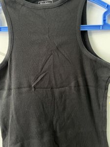 High Neck Sleeveless Black Tshirt
