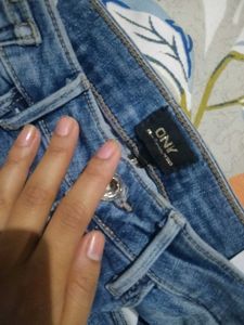 Distressed Skinny Jeans