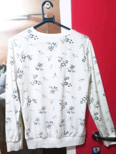 Converse Women Printed Round Neck Tshirt