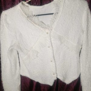 Elegant White Knit Cardigan