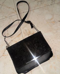 Elegant Black Crossbody Bag