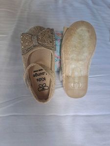 Bow Sequins Shiny and Floral Lace Ballerina.