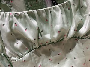 Green Floral Print Crop Top