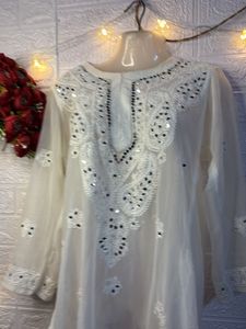 Mirror Chickan Kari Kurta With Inner