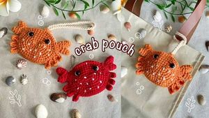 Crochet Pouch