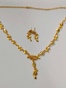 Golden Necklace Set