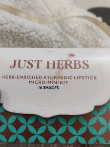 Just Herbs Lipstick Mini Kit+meon shade fre