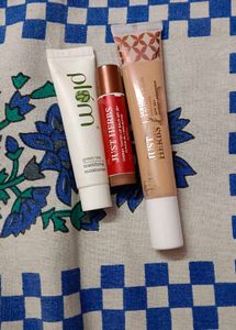 Makeup Combo With A Freebie