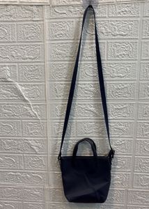 🇺🇸Lacoste Imported Sling Bag
