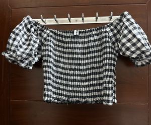 Off-Shoulder Top