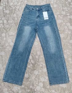 Light Wash Wide Leg Jeans