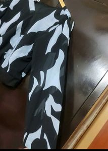 Black &amp; Grey Printed Top For Girl Or Woman 36 Bust