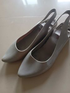 Elegant Slingback Flats
