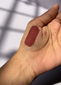 STAZE Liquid Lipstick Available In 4 Shades