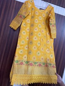 Banarasi Kurta Set With Dupatta