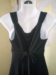 Elegant Black Maxi Dress