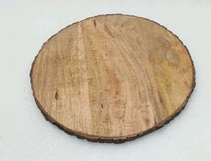 Round Wooden Chopping Board With Bark