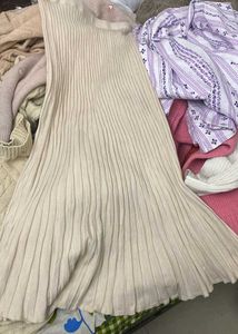 Elegant Beige Knit Mermaid Skirt