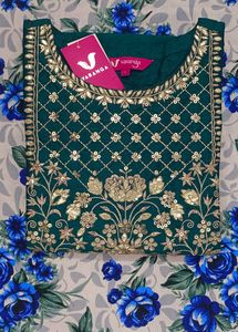 Varanga Green &amp; Silver Toned Yoke Design Straight
