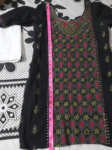 Black cotton kurta with kathastich design