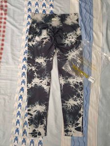 (Savana - Printed Gym Leggings)