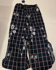 Regular Fit Parallel Trouser
