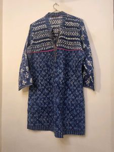 Gorgeous Rangriti Kurti