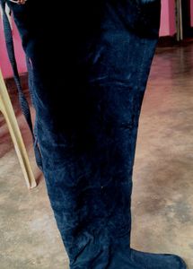 Black Over-the-Knee Boots