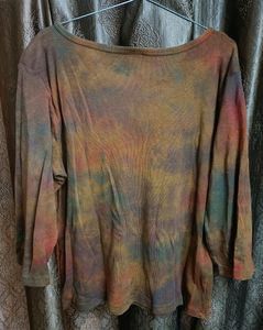 Tie-Dye V-Neck Long Sleeve Top