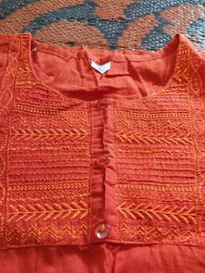 Hi Friends👭👬 Pure Cotton Total New Kurti With Embriodery Work In Front With Buttons L Size