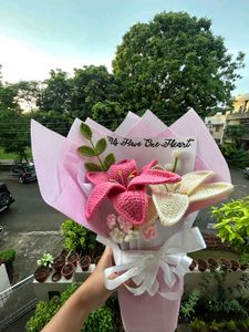 Crochet Lily Bouquet