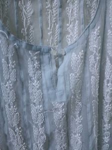 Elegant Embroidered Chikan Kurti