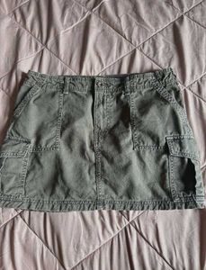 Bershka cargo miniskirt
