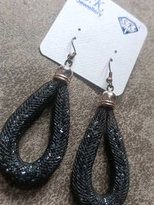 Stylish Black Loop Earrings