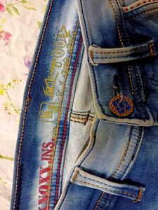 A New Jeans 👖 For Boys.
