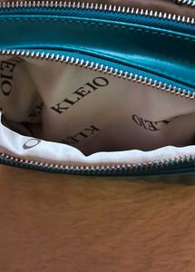 KLIEO  BRANDED SLING BAG With Multiple Zip Pockets