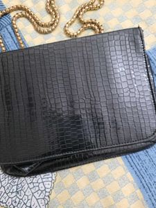 Chic Black Crossbody Bag