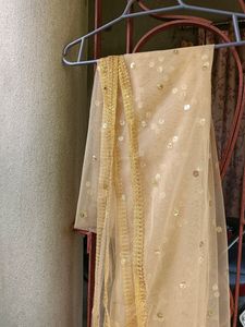 Branded New Gold Toned Embroidered Dupatta💛💛💛