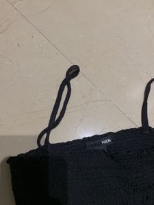 H&amp;M Black Strapless Top