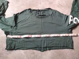 H&amp;M Crop Sweatshirt