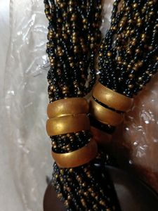 Beautiful Black Coloured Chinibeads Necklace